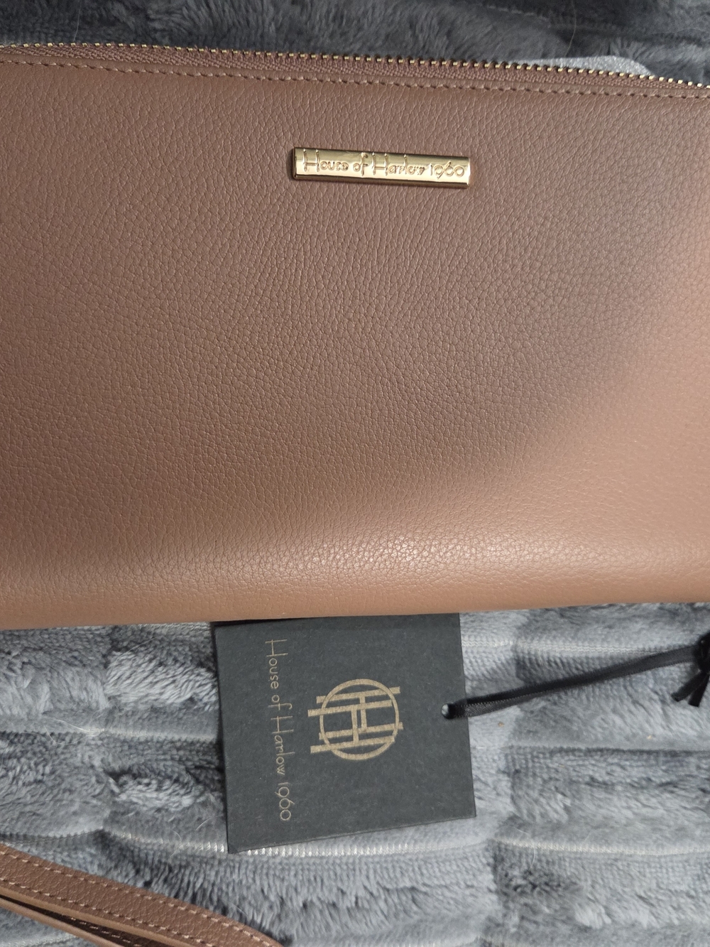 House of Harlow 1960 Brown Leather Wristlet